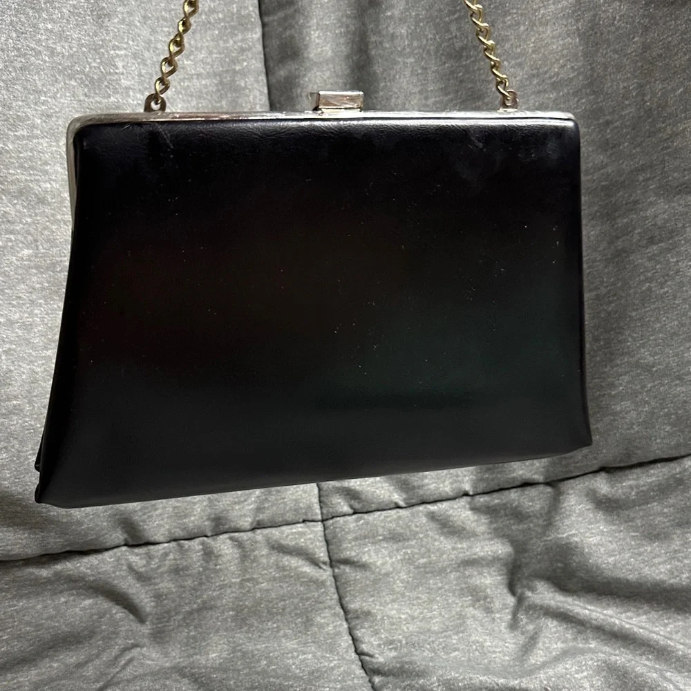 Vintage 1960s Elegant Black Chain‎ Clutch